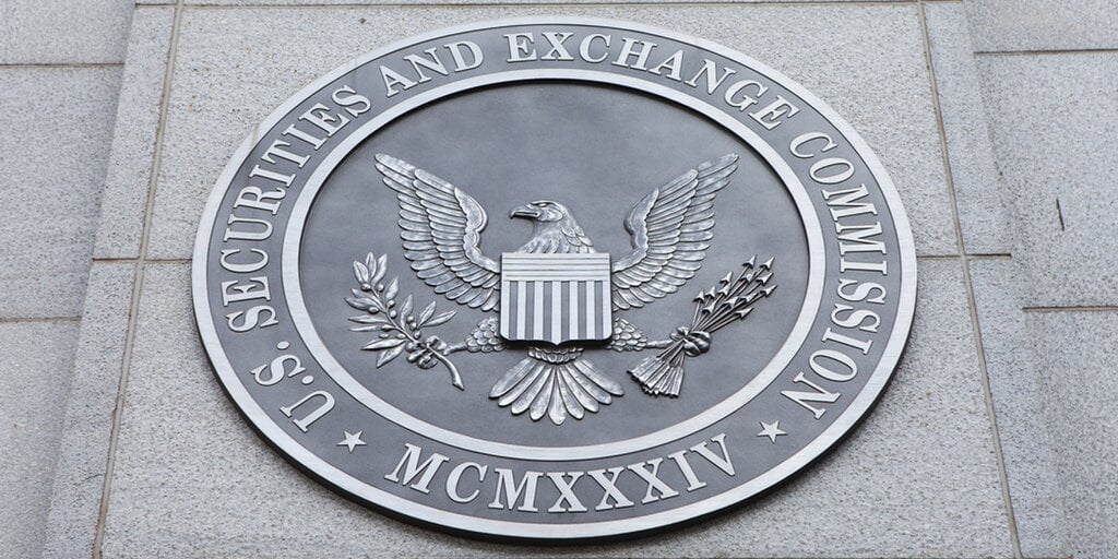 SEC Acknowledges Bitwise’s Spot XRP ETF Filing Adding to a Crowded List