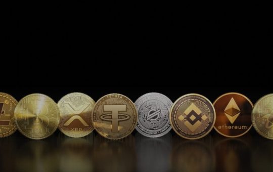 Bitcoin struggles below $77K, Ether, XRP, and Solana deepen declines ahead of US market opening