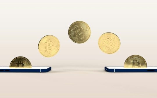 Bitcoin holdings on exchanges fall by nearly 209,000 BTC over six months amid market volatility