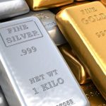 Robert Kiyosaki Eyes $10K Gold, $200 Silver as US Debt Nears $40T