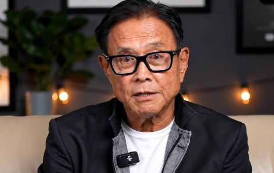 Robert Kiyosaki Says 'Biggest Crash in History' Has Started, Backs Bitcoin